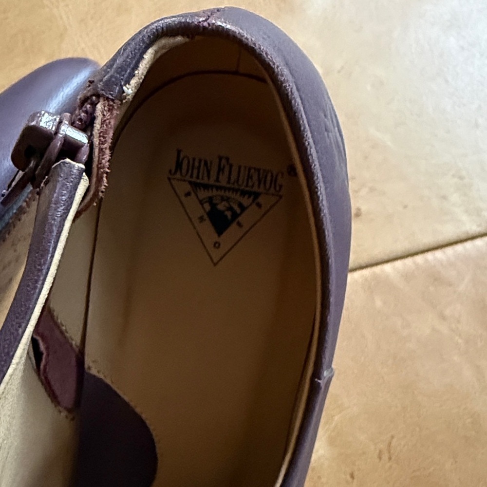 JOHN FLUEVOG super cute 6.5 bootie - Picture 5 of 13